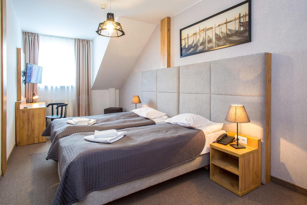 Hotel Nad Raba - ボフニャ エクステリア 写真